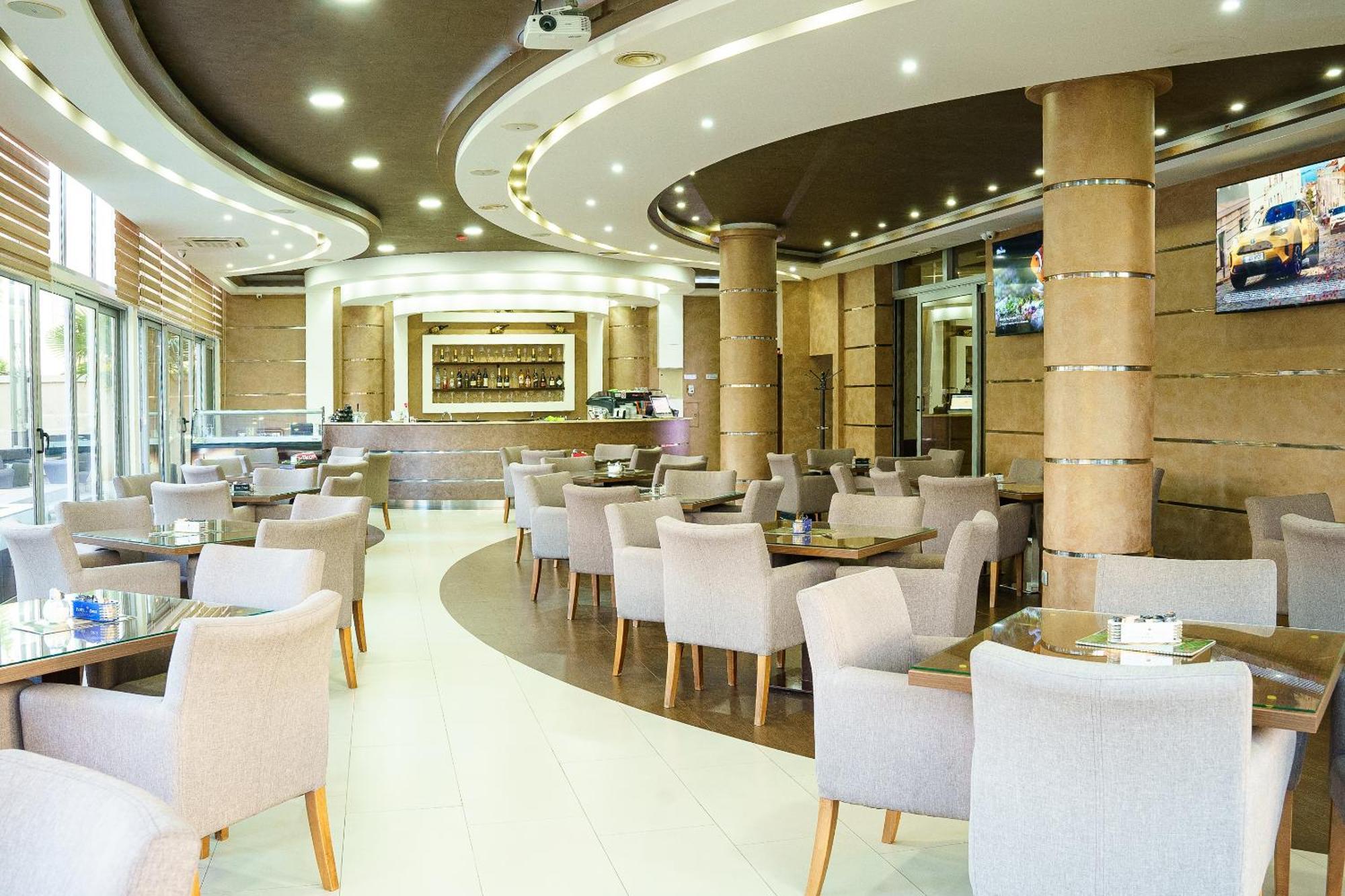 Hotel Oasis Podgorica Exteriér fotografie