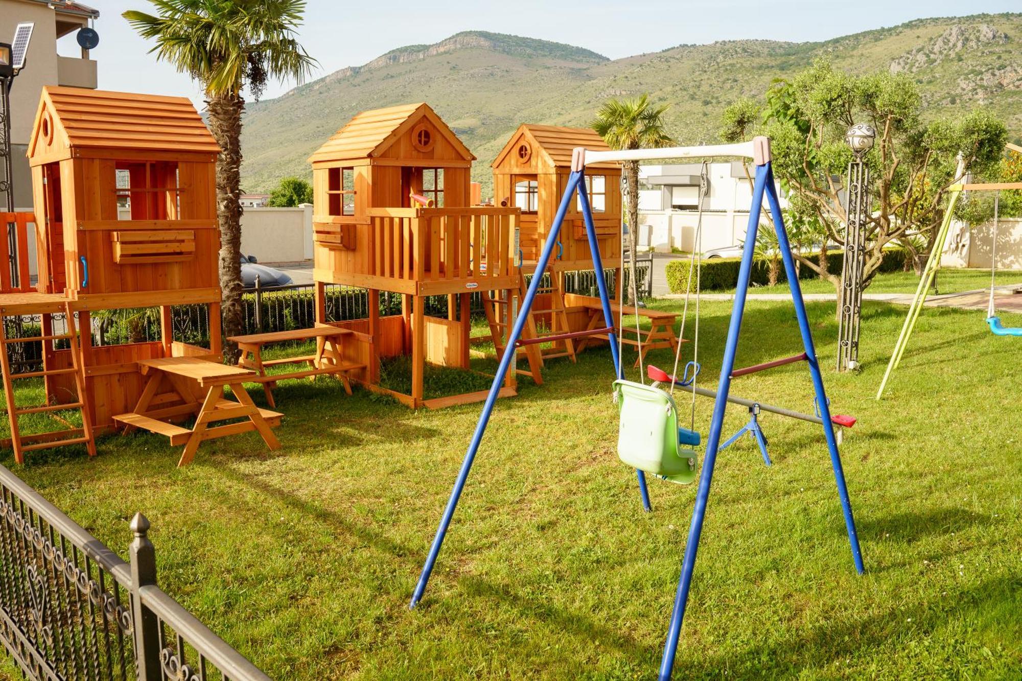 Hotel Oasis Podgorica Exteriér fotografie