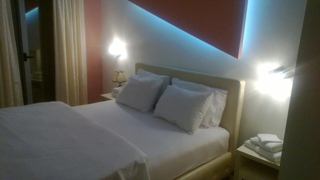 Hotel Oasis Podgorica Pokoj fotografie