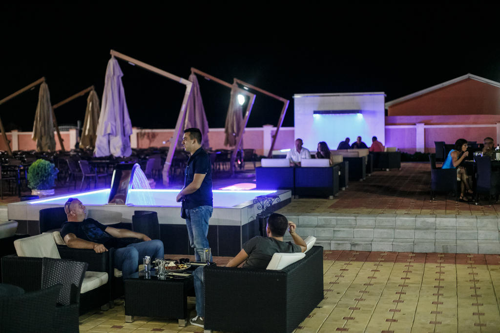 Hotel Oasis Podgorica Exteriér fotografie