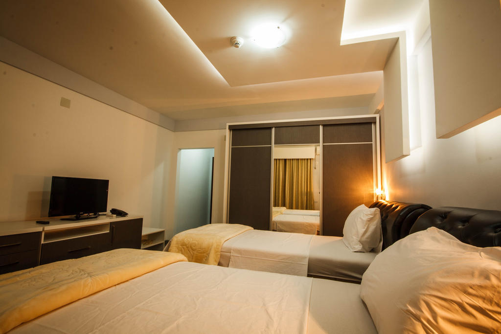 Hotel Oasis Podgorica Pokoj fotografie
