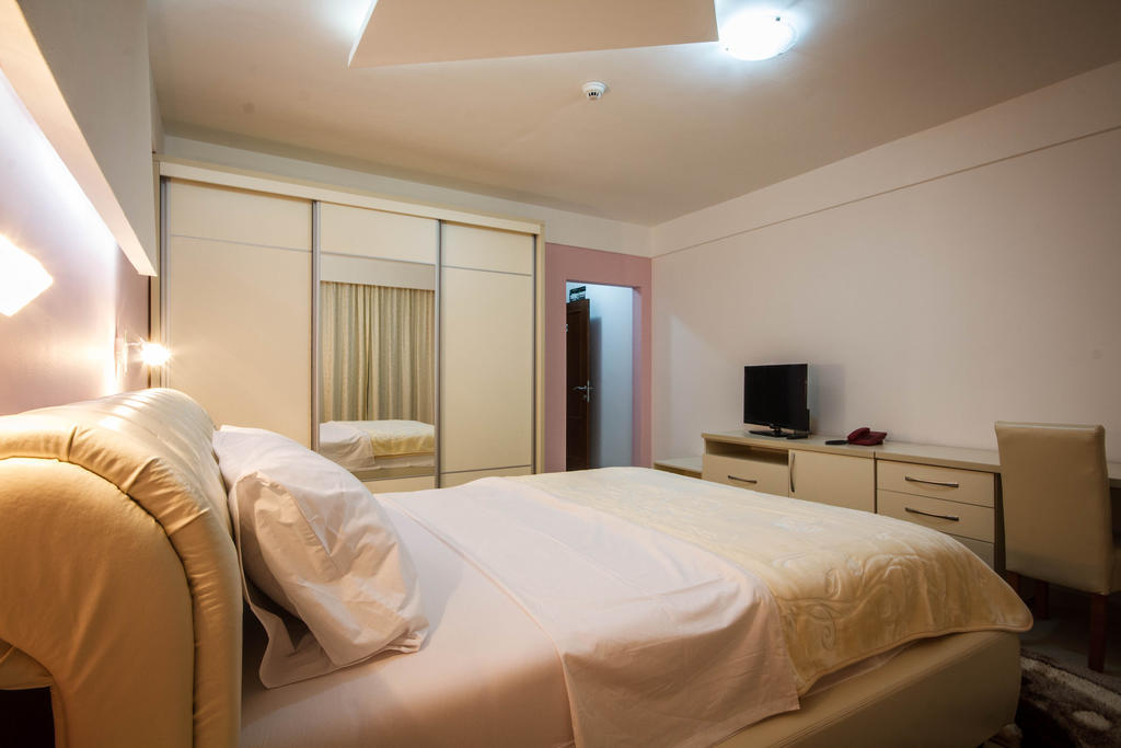 Hotel Oasis Podgorica Pokoj fotografie